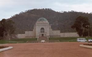 canberra3.jpg